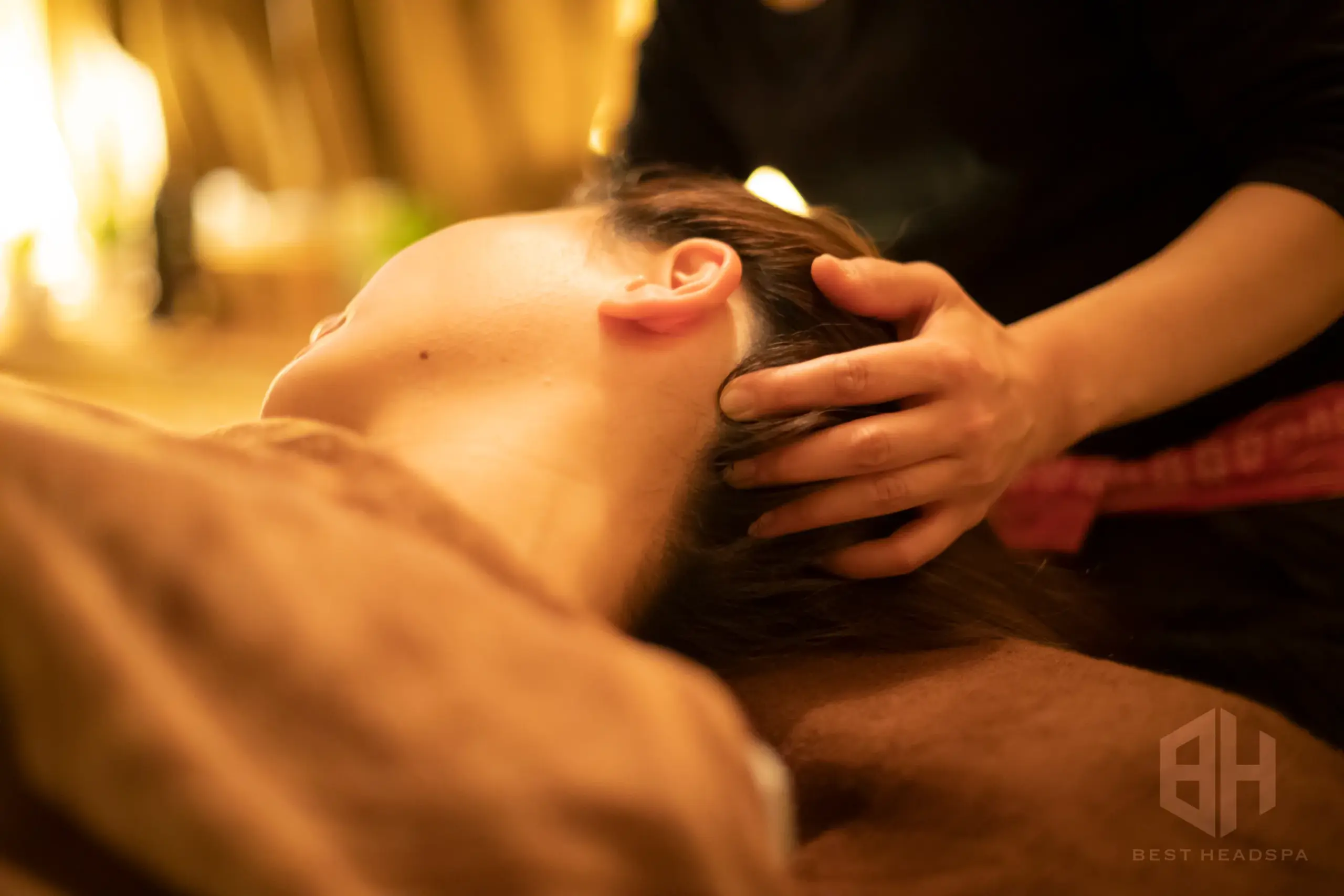 ドライヘッドスパ施術イメージ画像